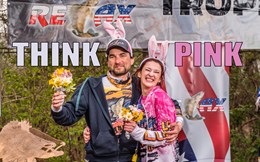 Think pink! Sarulesti, salai, Mr. Kopyto, Iza Mach.